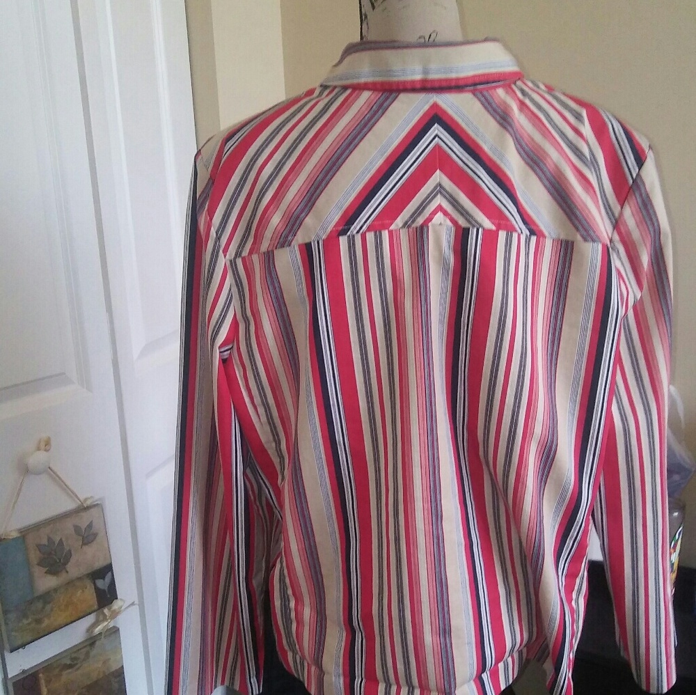 Jacket - Picture 3 of 4