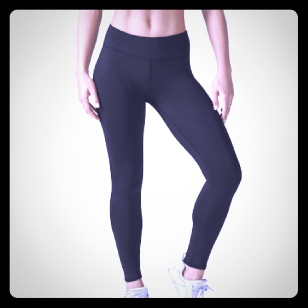 *SOLD*Fabletics Amira Leggings