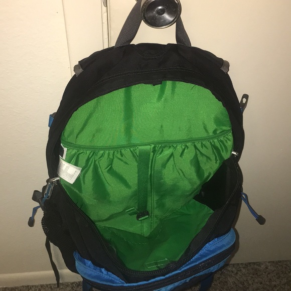 Gently used North Face backpack! - Picture 2 of 3
