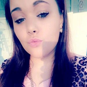 Meet your Posher, Ashlee