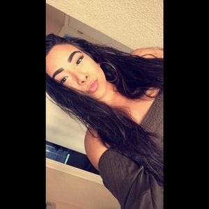 Meet your Posher, Natalie