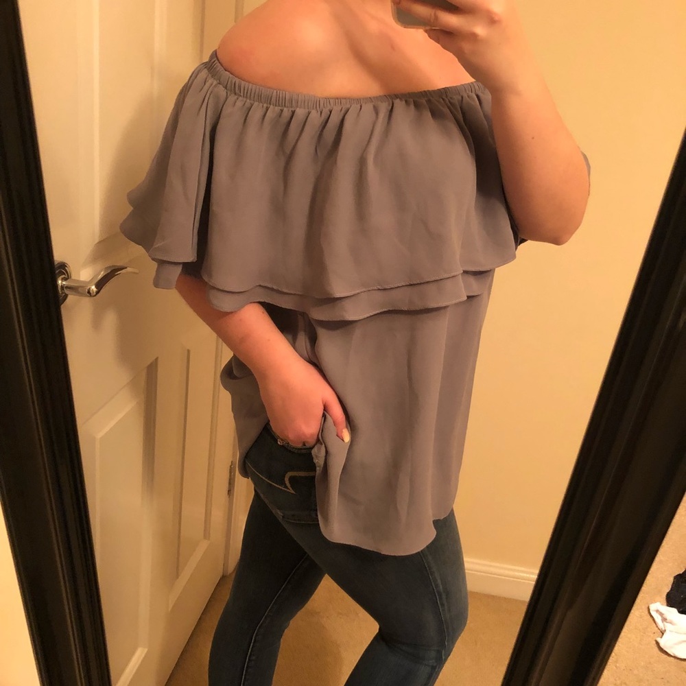 Grey Off the Shoulder Ruffle Top - Picture 3 of 4
