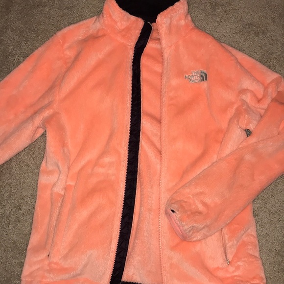 Light Orange Fuzzy Soft North Face Jacket - Picture 3 of 8