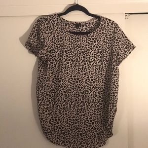 Pink and black cheetah patterned silk shirt