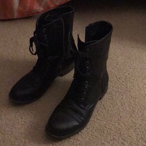 Black rampage combat boots