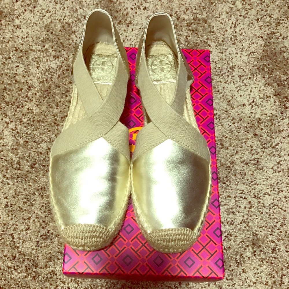 🛑SOLD🛑 Tory Burch Gold Espadrilles - Size 10