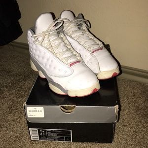 Jordan 13s size 5Y