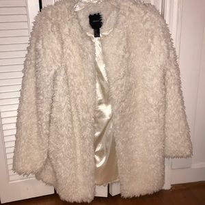 Fluffy fuzzy furry forever 21  coat