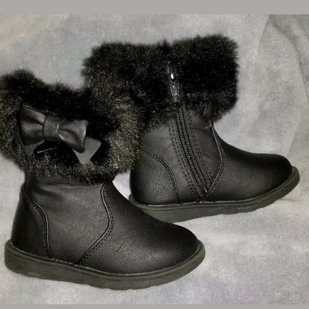Children's Place Fur Black Boots Toddler Size 4