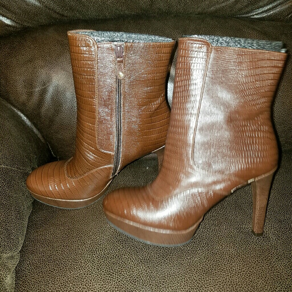 *NEW*Rockport booties