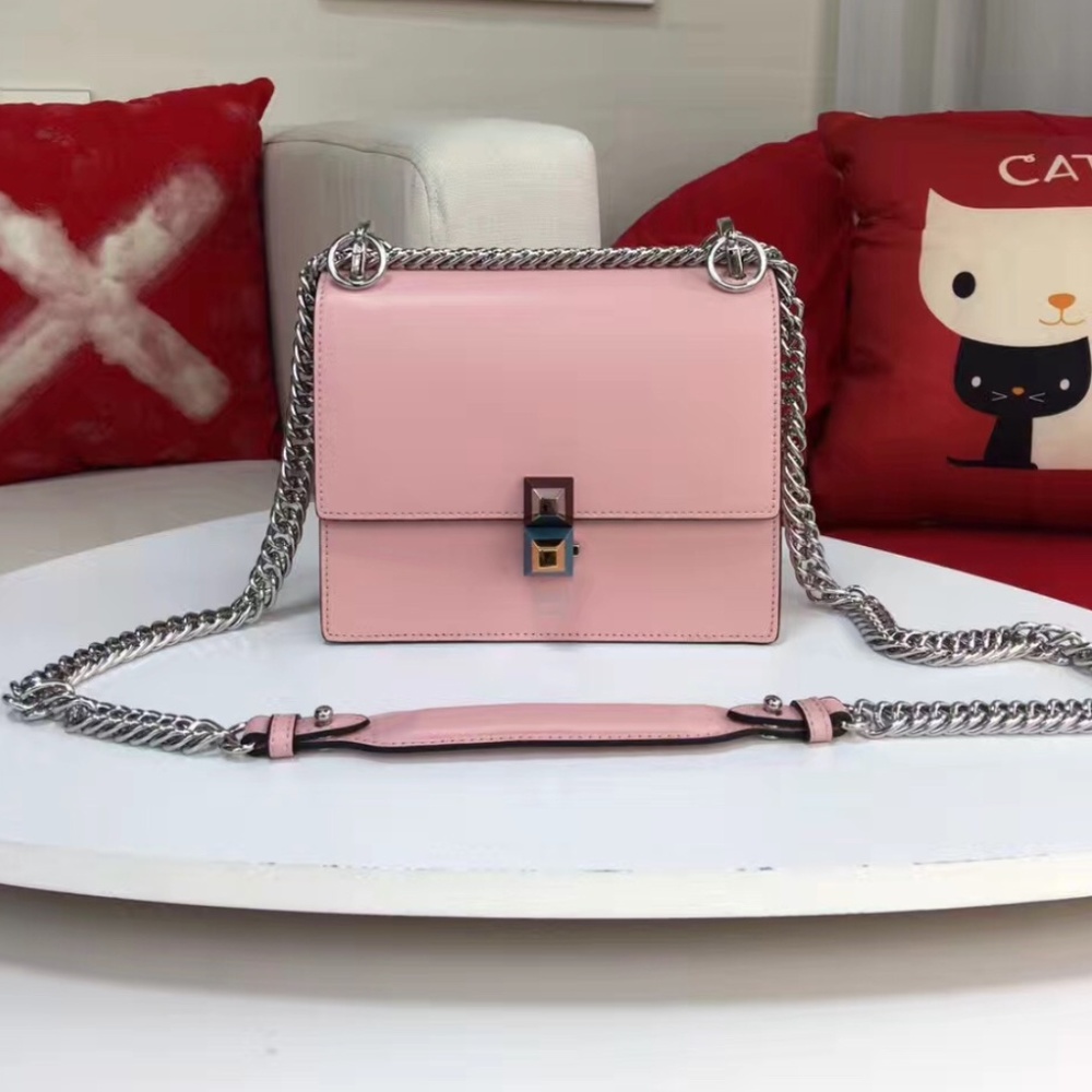 Fendi Kan I pink bag, Brand New!