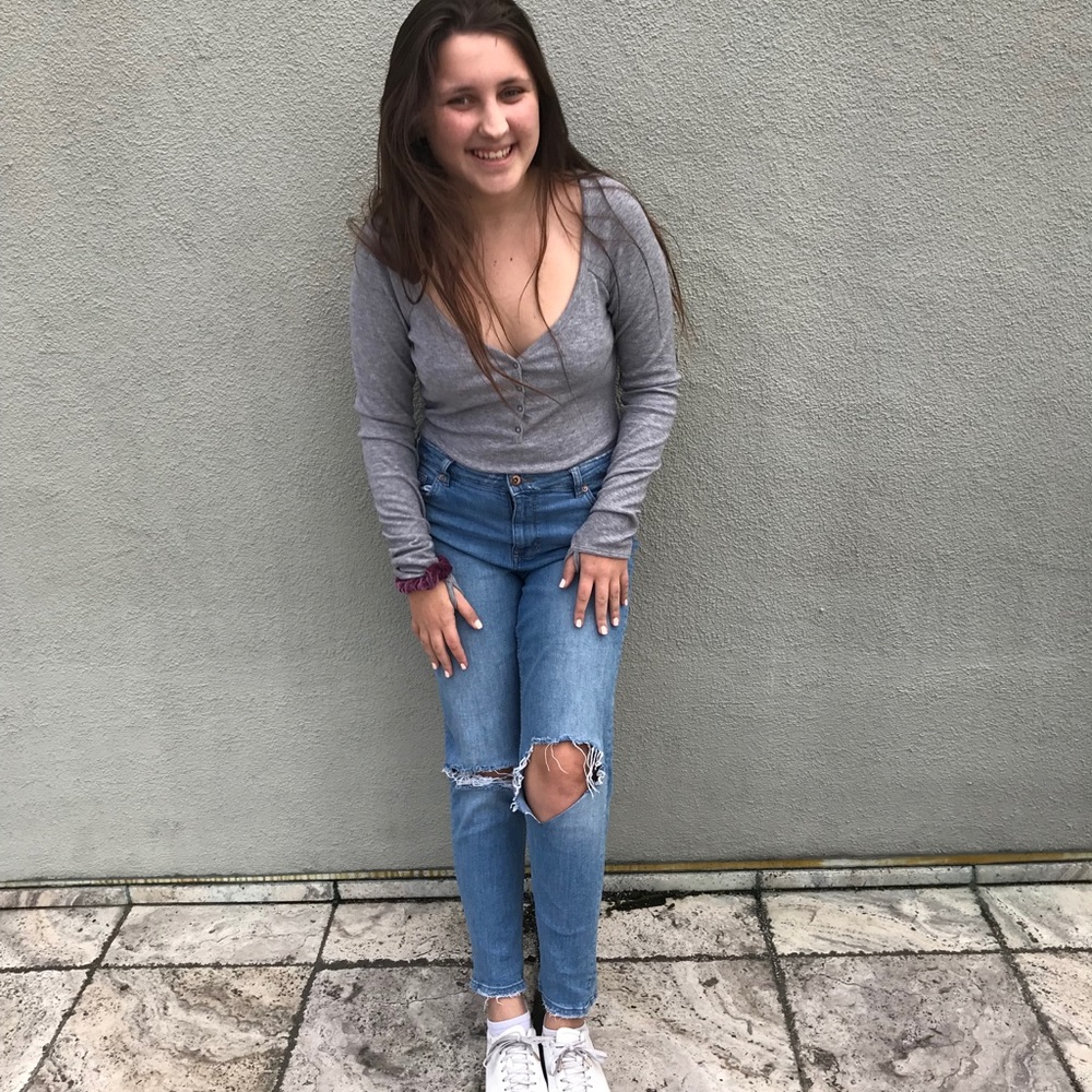 Meet your Posher, Emily