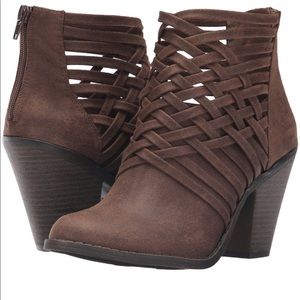 Fergalicious Weever Bootie - Size 8