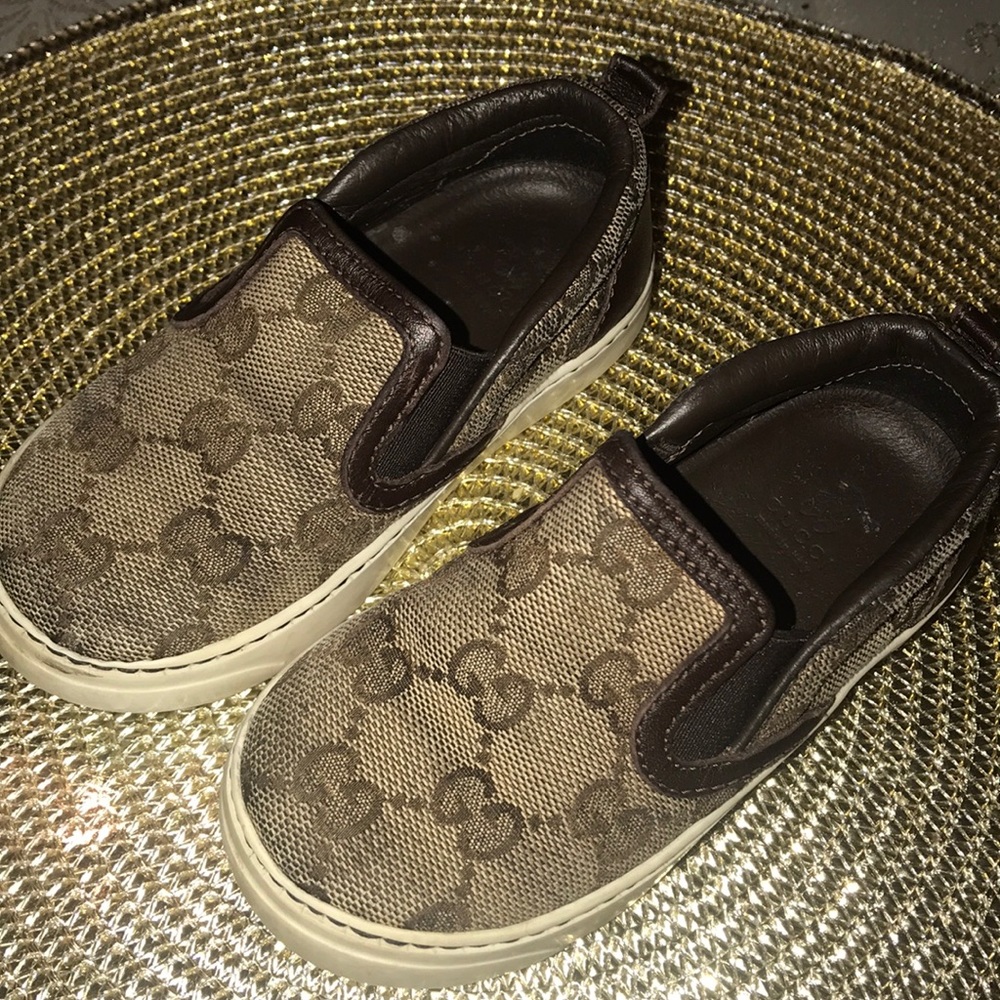 Gucci size 22uk