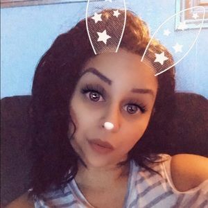 Meet your Posher, Roxanne