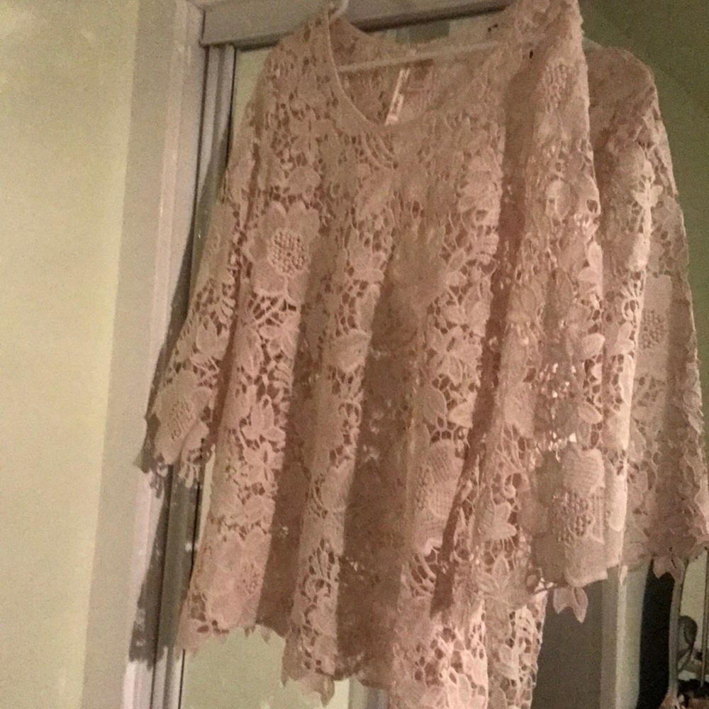 Lace top layer / cover up