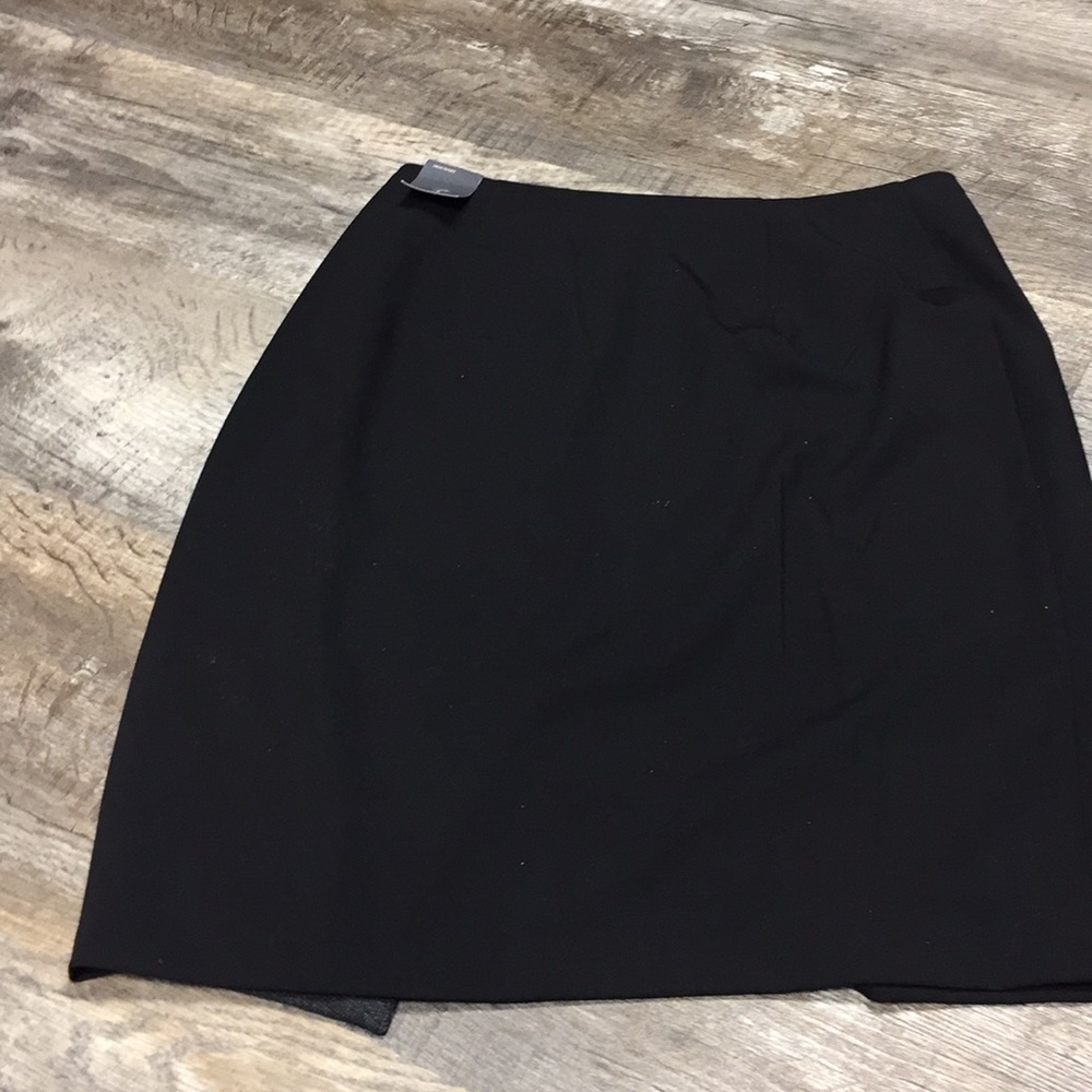 Limited black pencil skirt nwt - Picture 2 of 4