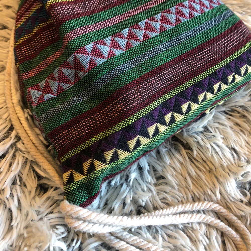 New Display Multicolored Drawstring Knit Hippy Bag - image 6