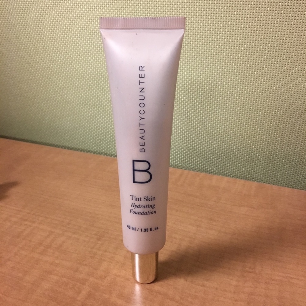 Beauty Counter Tint Skin Foundation Linen