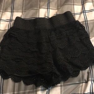 New black lace shorts