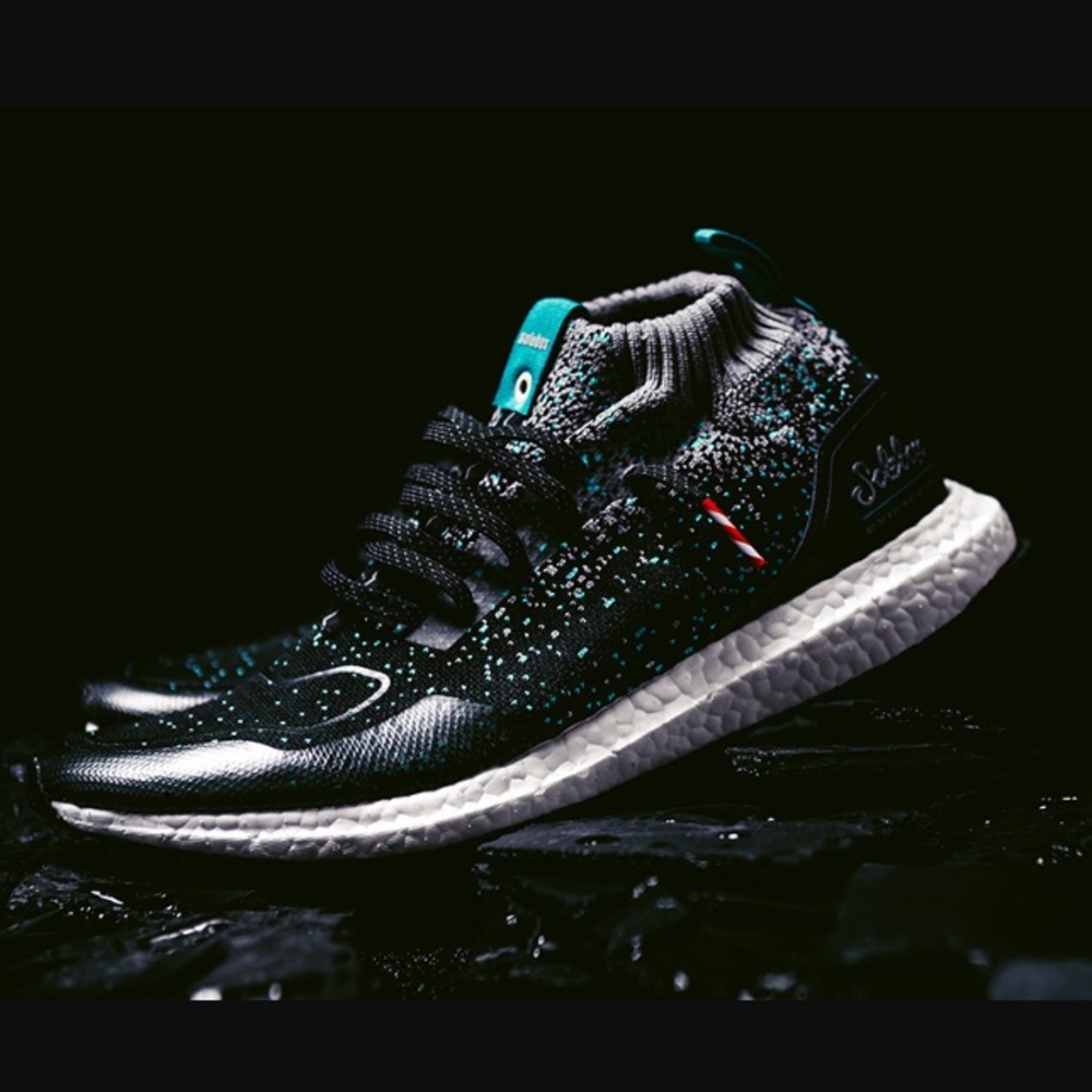 *NEW Adidas Solebox x Packers Ultra Boost Mid