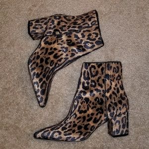 Steve madden leopard/cheetah block ankle bootie