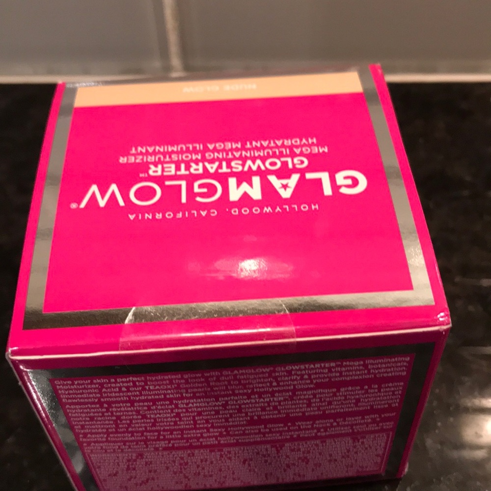 GLAMGLOW ILLUMINATING MOISTURIZER NUDE GLOW NEW - Picture 5 of 5