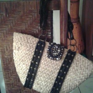 SALE! Kate landry leather/wicker bag Excellent Condition May Be Gently Used