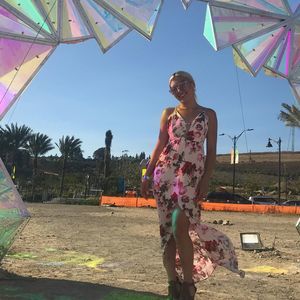 Meet your Posher, Jenniee