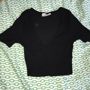 Nollie wrap crop top