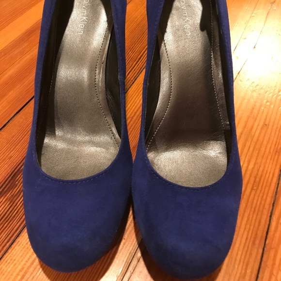 Calvin Klein Blue Suede Platform Shoes! - Picture 2 of 4