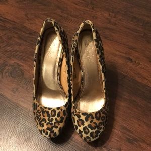 Leopard wedges