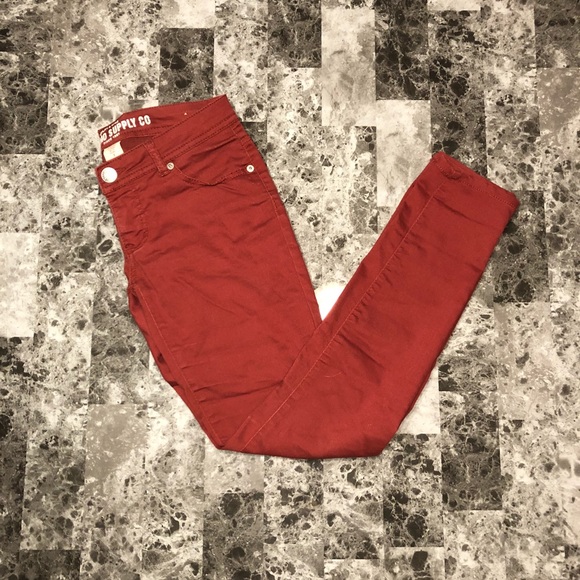 Burgundy Skinny Jeans Size 3 - Picture 3 of 8