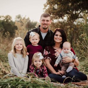 Meet your Posher, Sierra