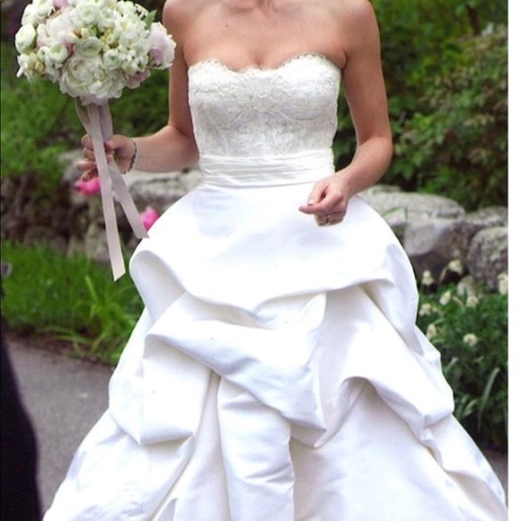 Monique Lhuillier Bouquet Dress