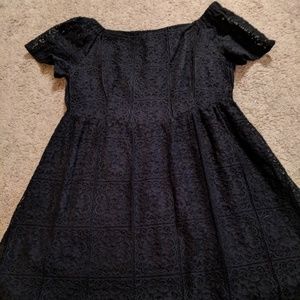 Off the shoulder mini dress. Black, lace, XL.