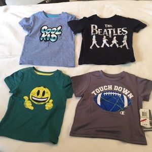 4 T-shirt’s size 18 months