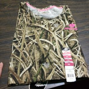2xl womans new w tags mossy oak camo tee