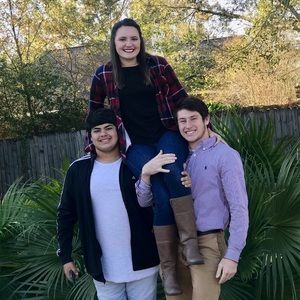 Meet your Posher, Hayley