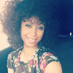 Meet your Posher, Jacqueline