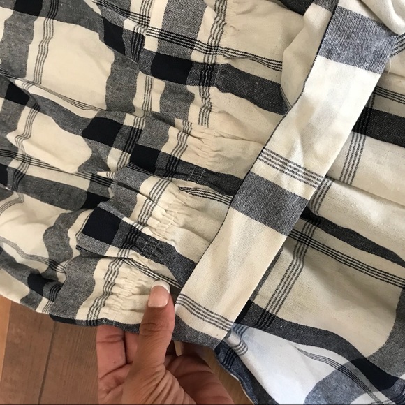 Plaid Romper - Picture 2 of 4