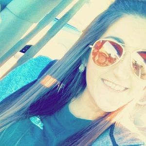 Meet your Posher, Candy