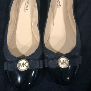 Michale Kors Flats size 7