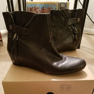 Nine West Vintage Collection Boots - 9