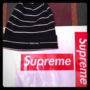 AUTHENTIC SUPREME BEANIE