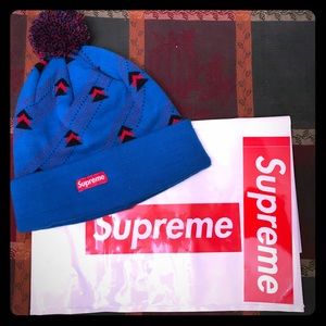 AUTHENTIC SUPREME BEANIE-NO TRADES, PRICE FIRM.