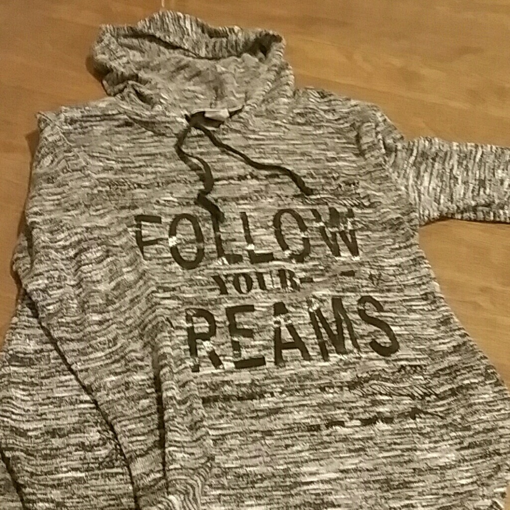 23 Love street light weight hoody