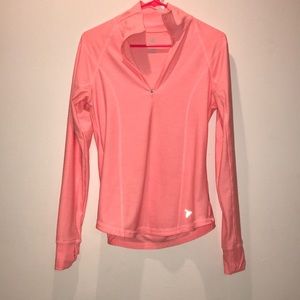 Semi-fitted workout long sleeve