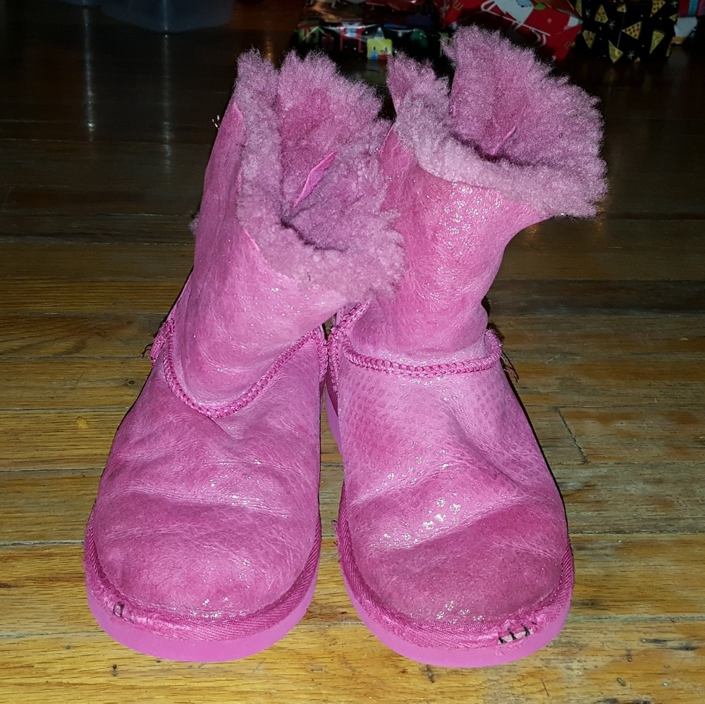 Uggs Pink Bow