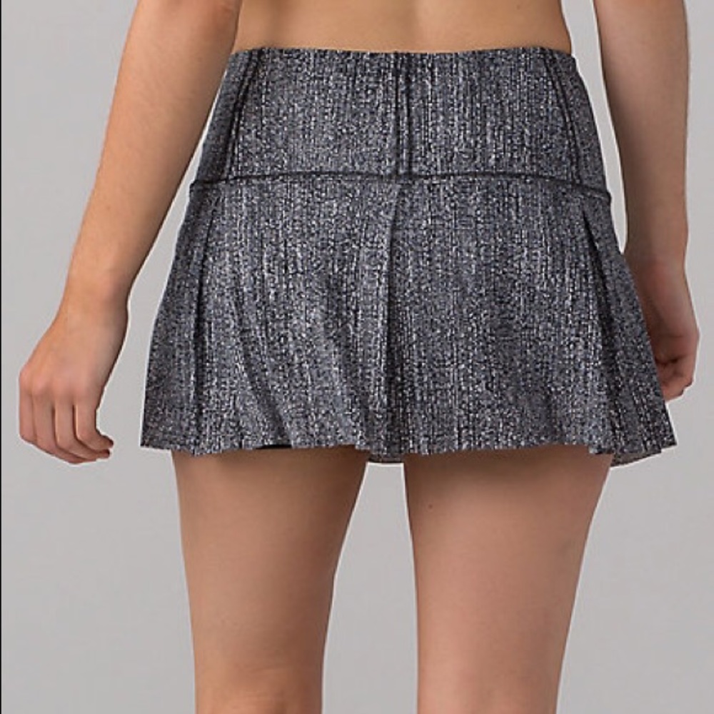 Lulu Lemon Lost In Pace